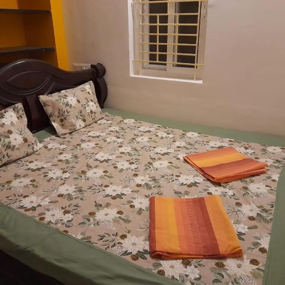 Shi'S Shambhavi Homestay -On The Way To Isha, Maruthamalai Coimbatore Bagian luar foto